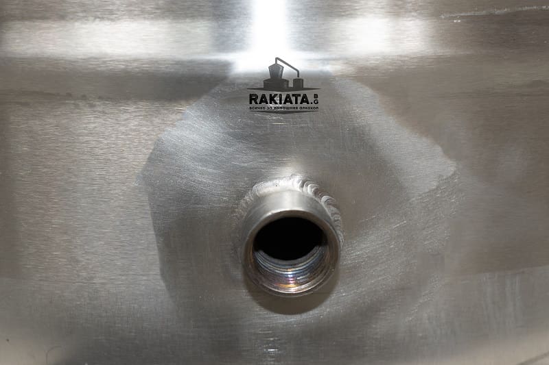 Съд от неръждаема стомана за съхранение на вино с обем 200 литра и неръждаем кран - Image 7