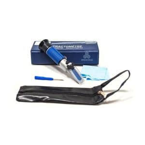 Рефрактометър 0 - 32% ALLA France за захарно съдържание и специфично тегло